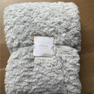 Pottery Barn Teen Plush Duvet Cover in Soft Gray